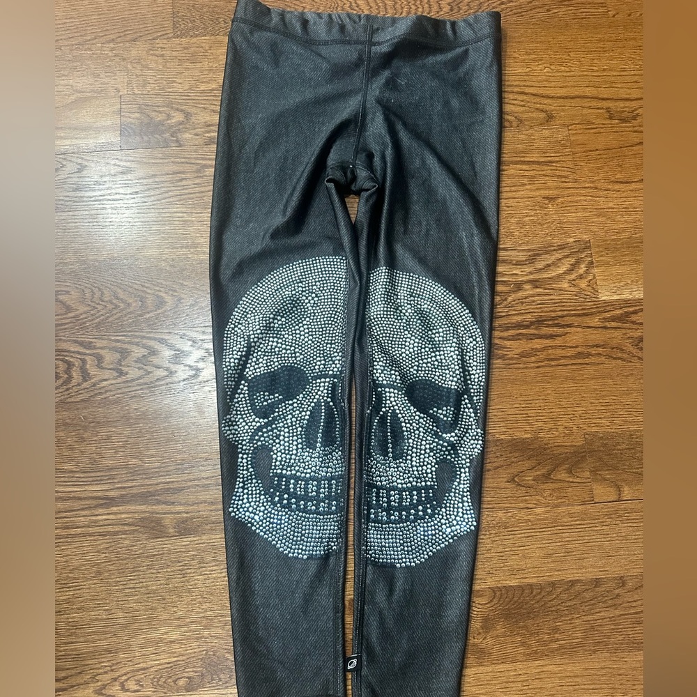 TEREZ LEGGINGS Women Terez Pants Terez Crystal Skull Leggings Size large